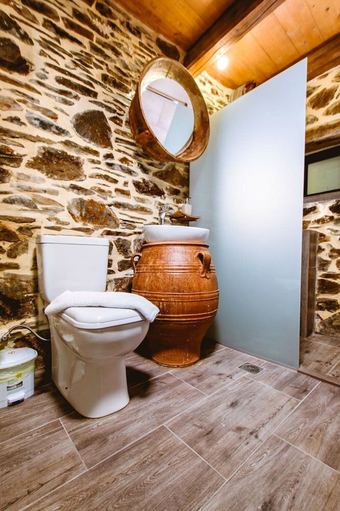 Фото Traditional Apartments Elafos