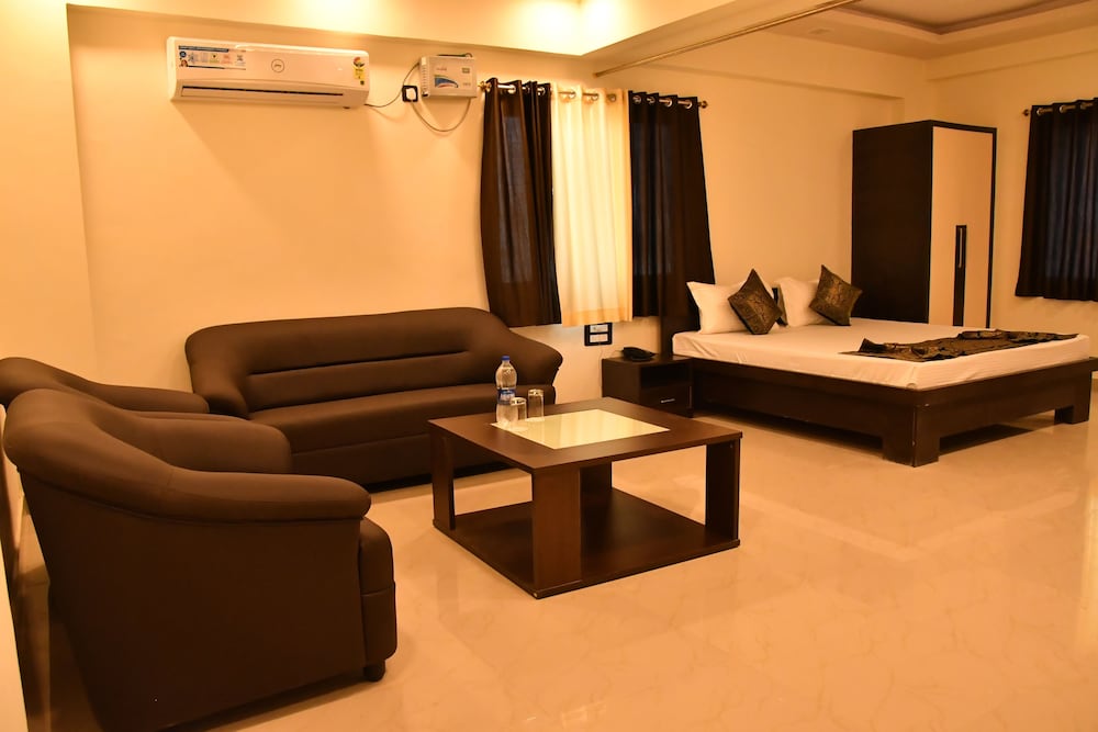 Фото Hotel Galaxy 16