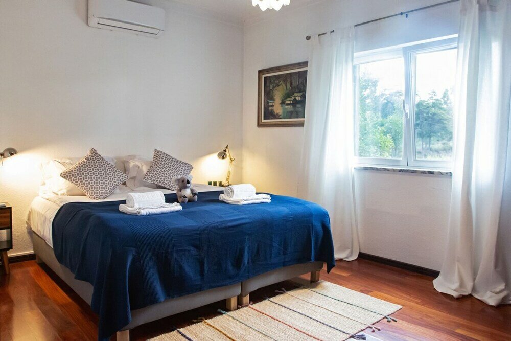 Фото Fig Tree Family House w 4 Bedrooms, Garden & Pool