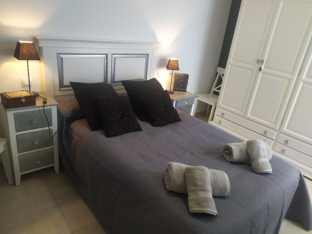 Фото Lujoso Apartamento Los Patios de Cordoba