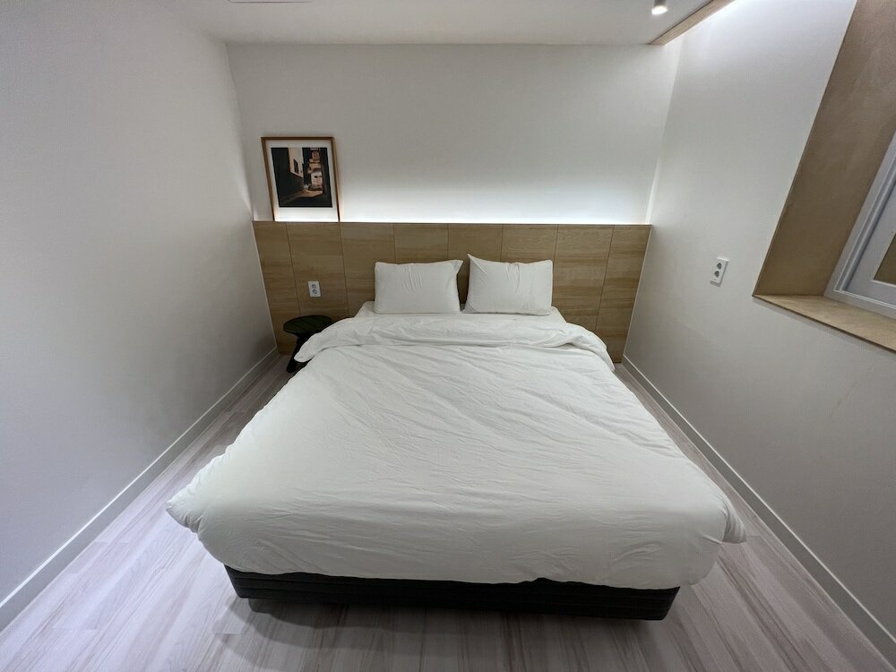 Фото World House