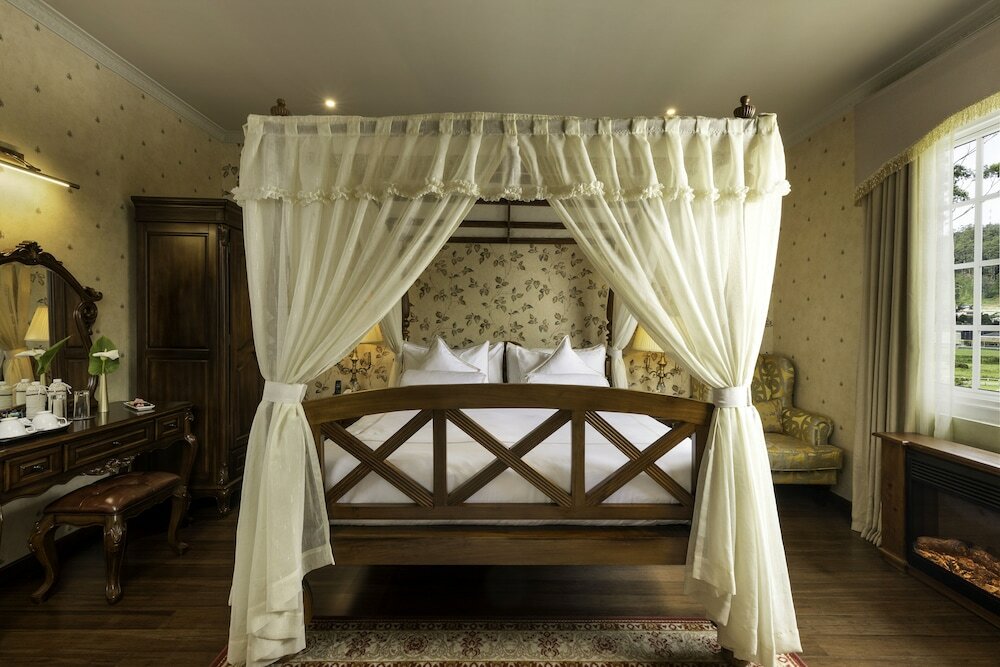 Фото The Westbury Palace