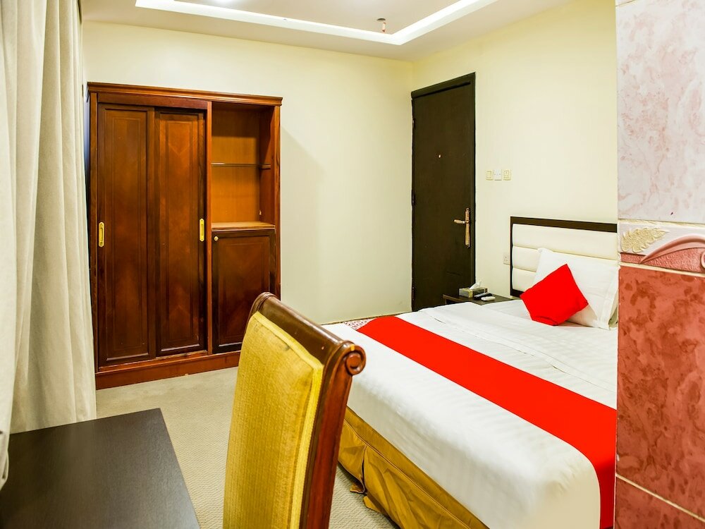 Фото Oyo 525 Rose Plaza1