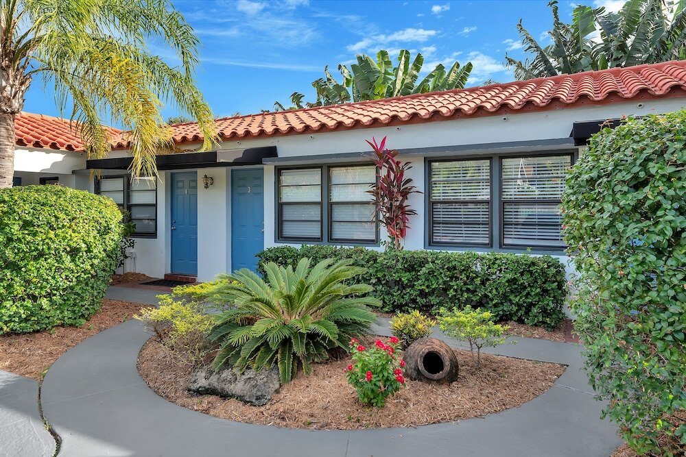 Фото Oasis Hotel