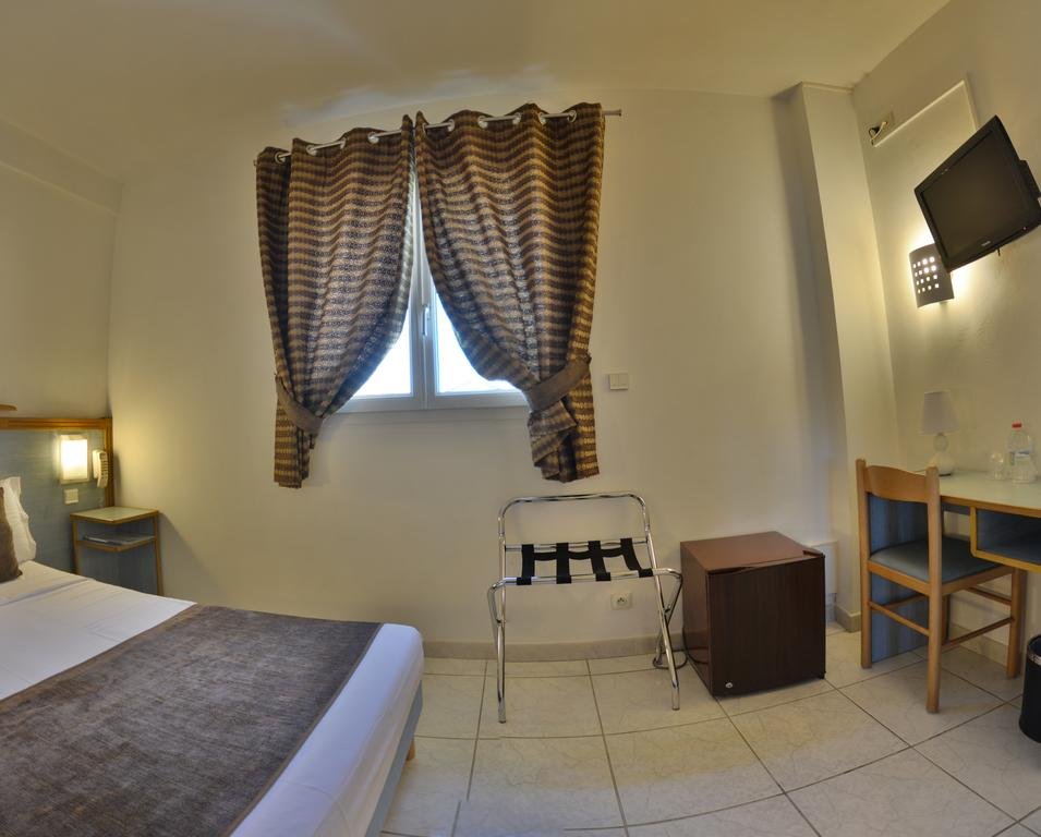 Фото Hotel de la Mer