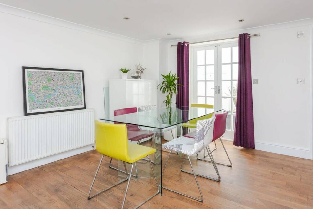 Фото Stylish 3 Bedroom Home With Garden Near Kings Cross