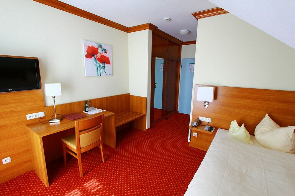 Фото Abasto Hotel Eichenau