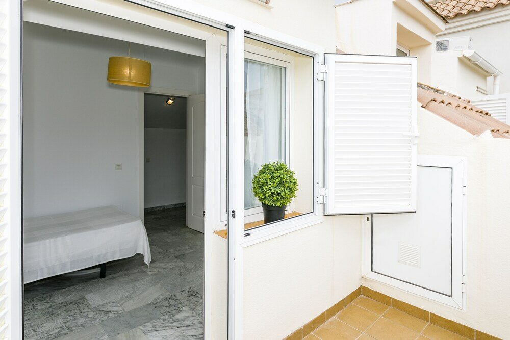 Фото Real del Tivoli Two Rooms and Parking free