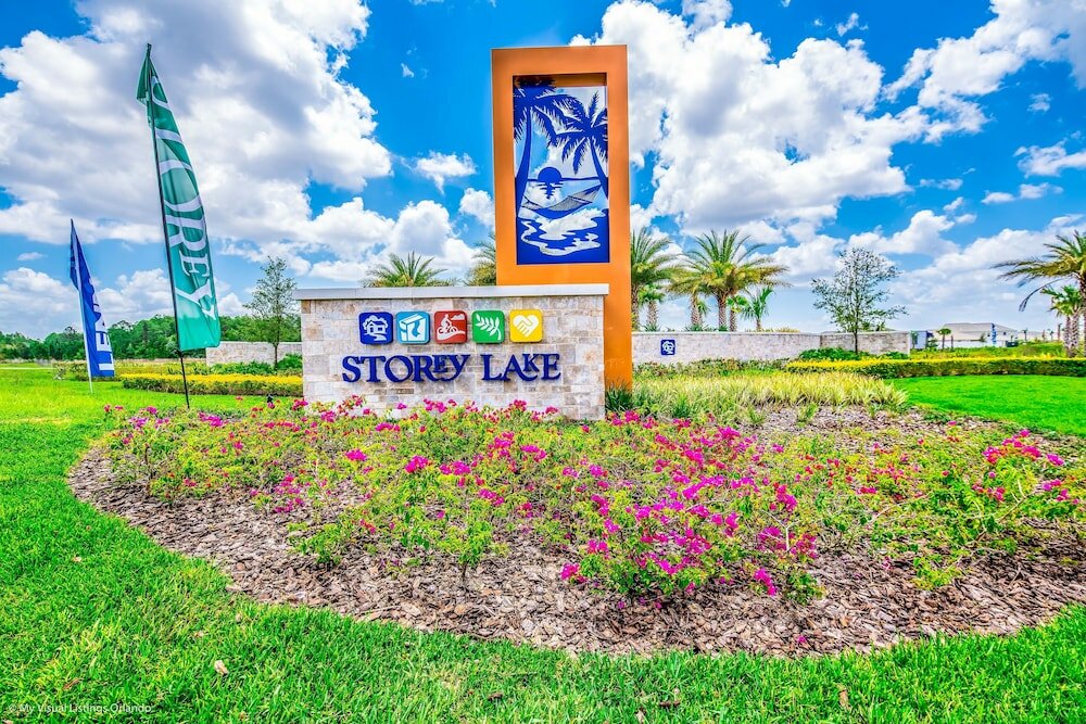 Фото Stylish Home w Private Pool, 10 Min. From Disney!