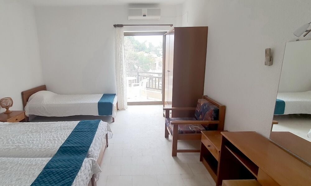 Фото Pashos Hotel