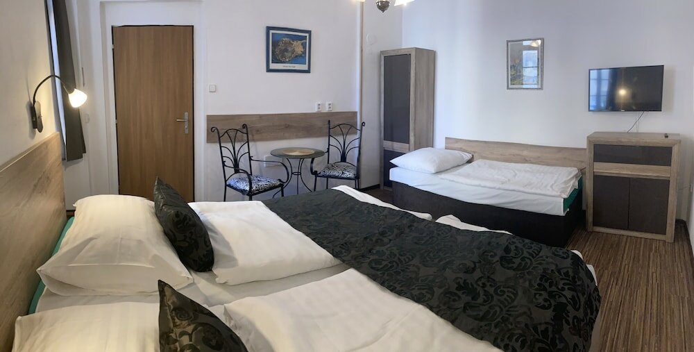 Фото Mila Apartments