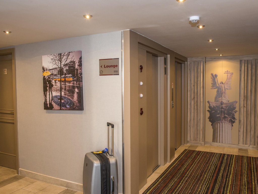 Фото Three Corners Hotel Art