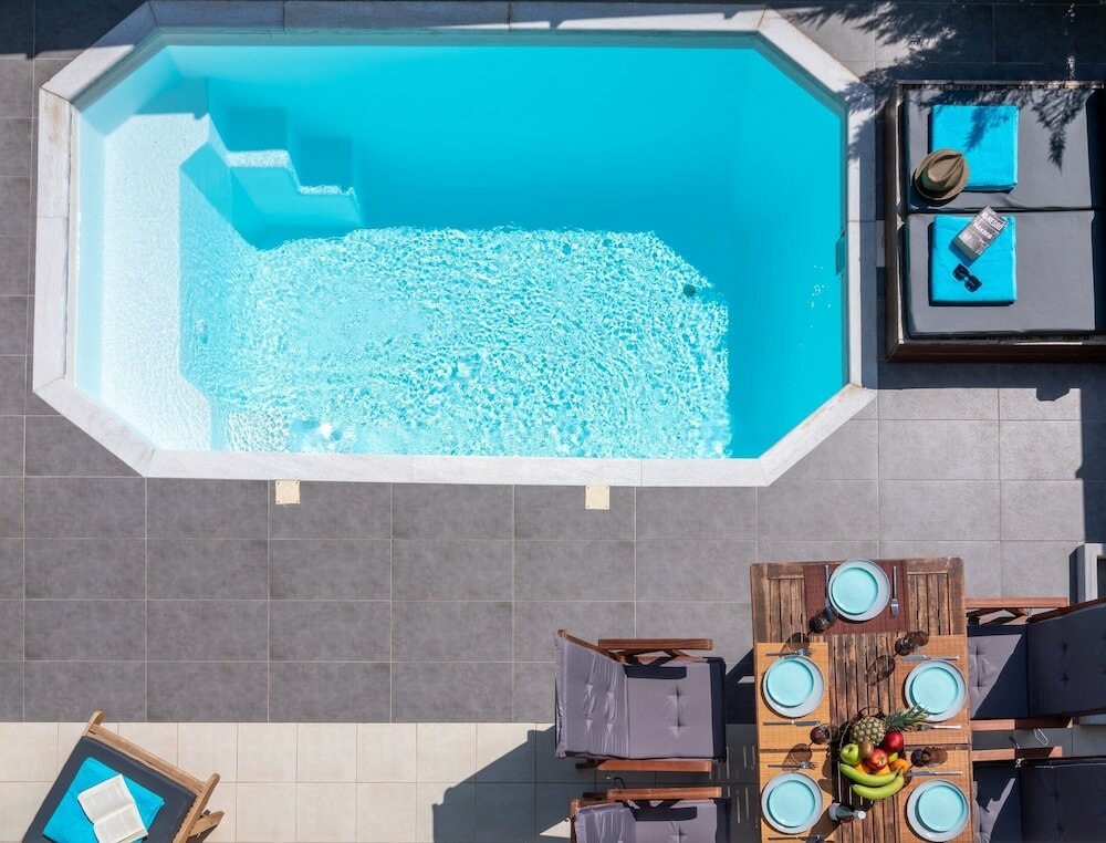 Фото Grey House by Checkin