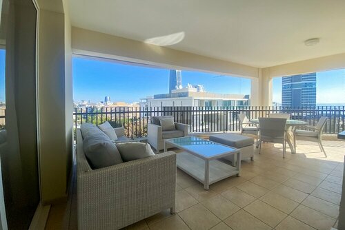 Апартаменты Phaedrus Living: Erato Seaview Luxury Penthouse в Лимассоле