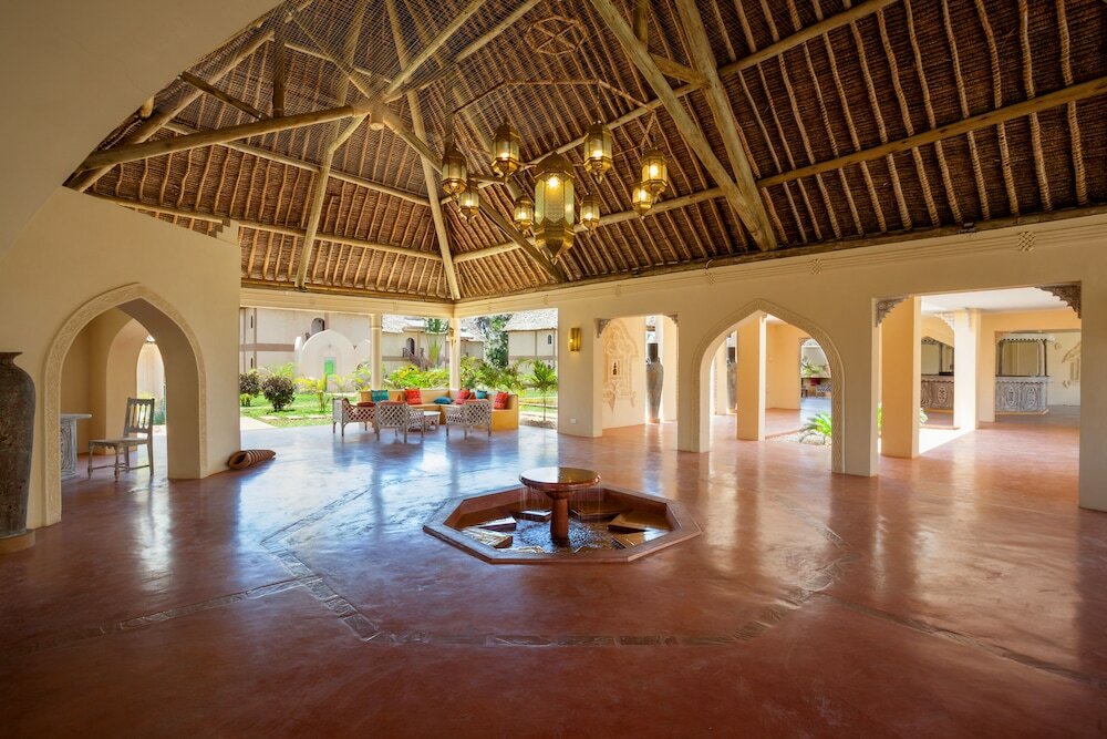 Фото Neptune Paradise Beach Resort & SPA