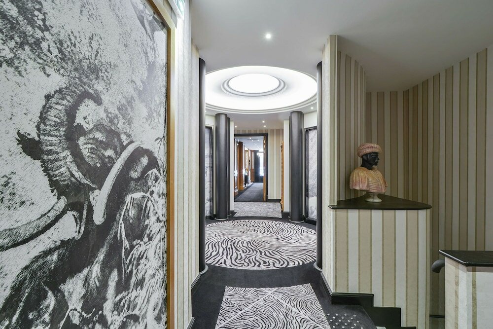 Фото Maison Astor Paris Curio Collection by Hilton