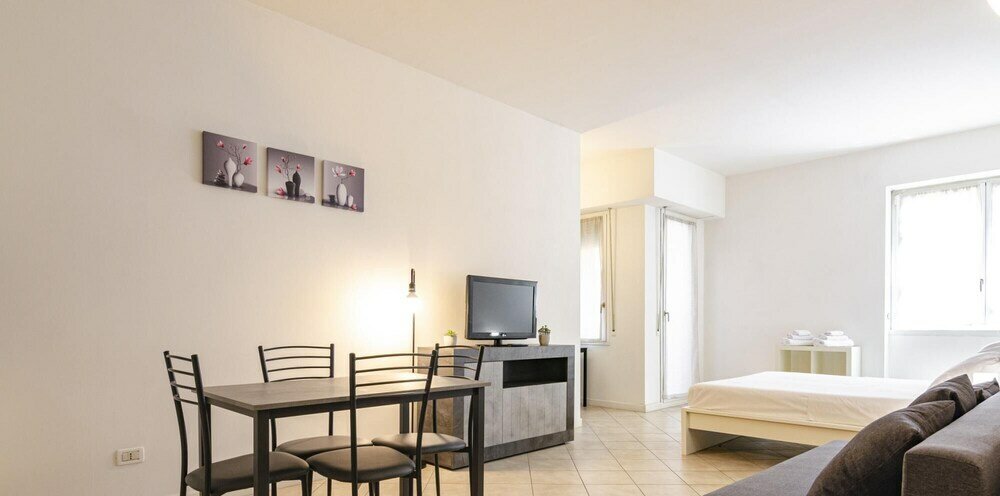 Фото Appartamento A Pochi Passi Da Palazzo Pallavicini