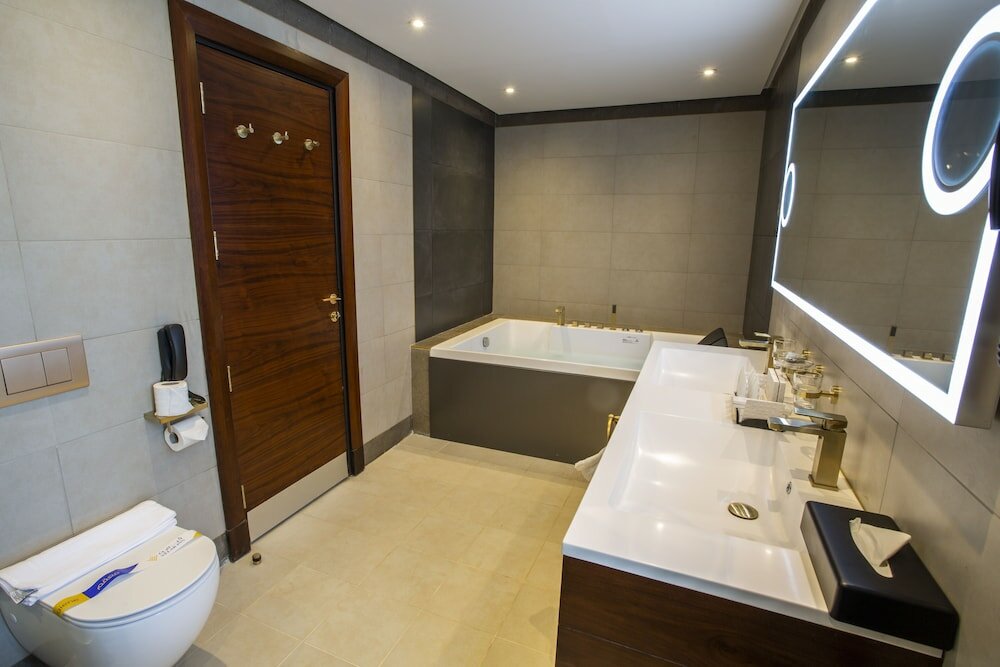 Фото Velar Inn Hotel