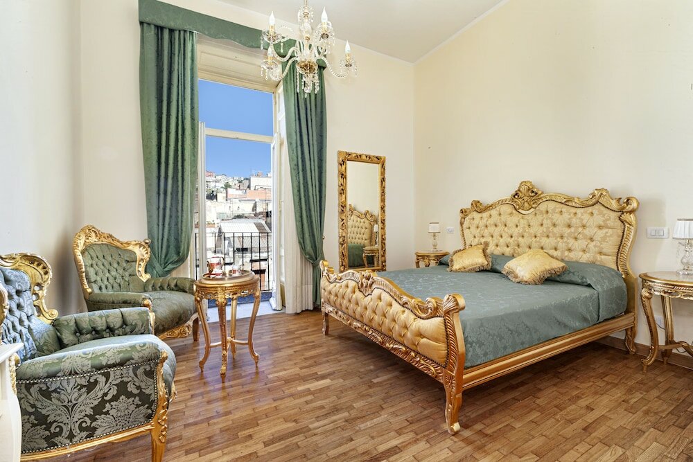 Фото Relais Antica Napoli