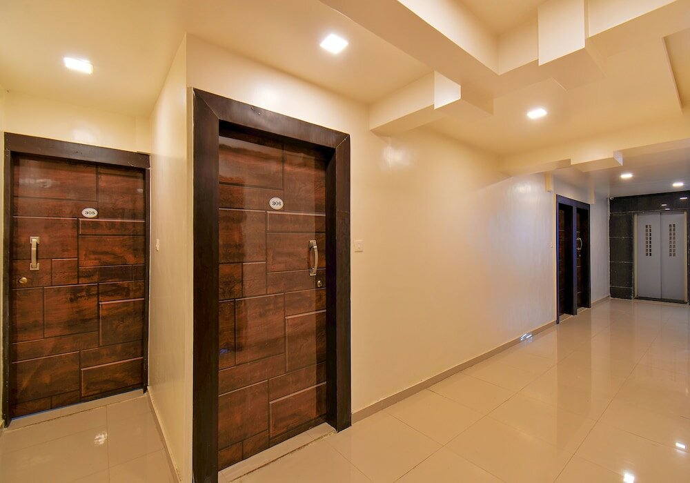 Фото Fabhotel White House