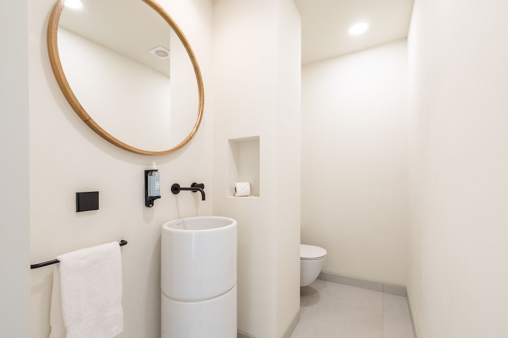 Фото White Shell Beach Villas