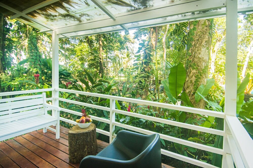 Фото Gigi Brown Suites Puerto Viejo