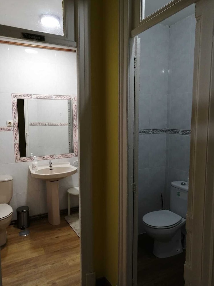 Фото Hospedaje Menendez Pelayo