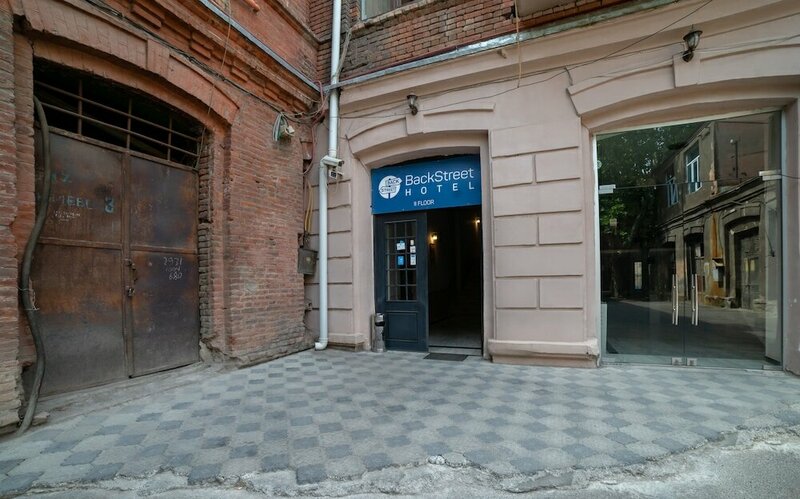 Гостиница Backstreet Hotel в Тбилиси