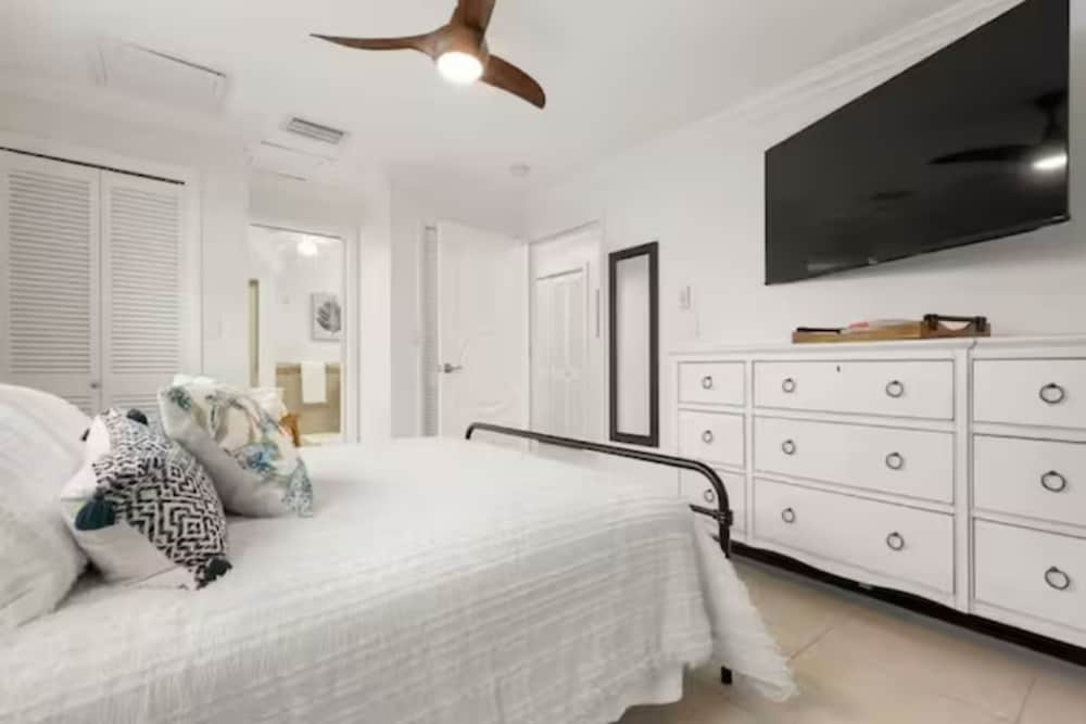 Фото Experience The Ultimate in Luxury Living