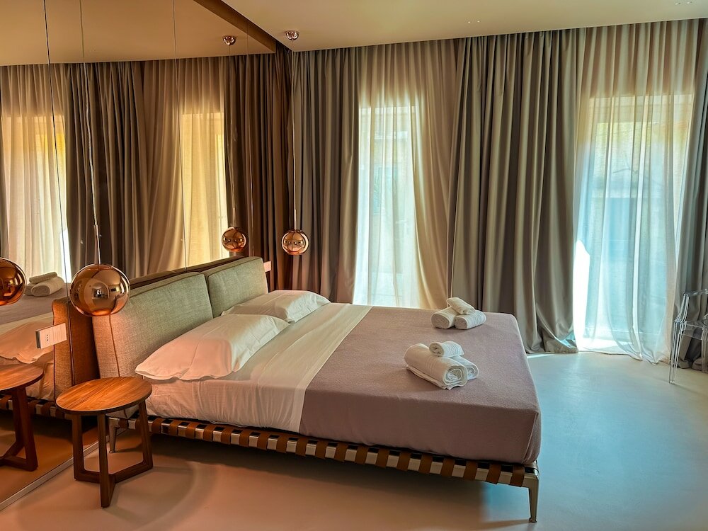 Фото Taormina Infinity Suites