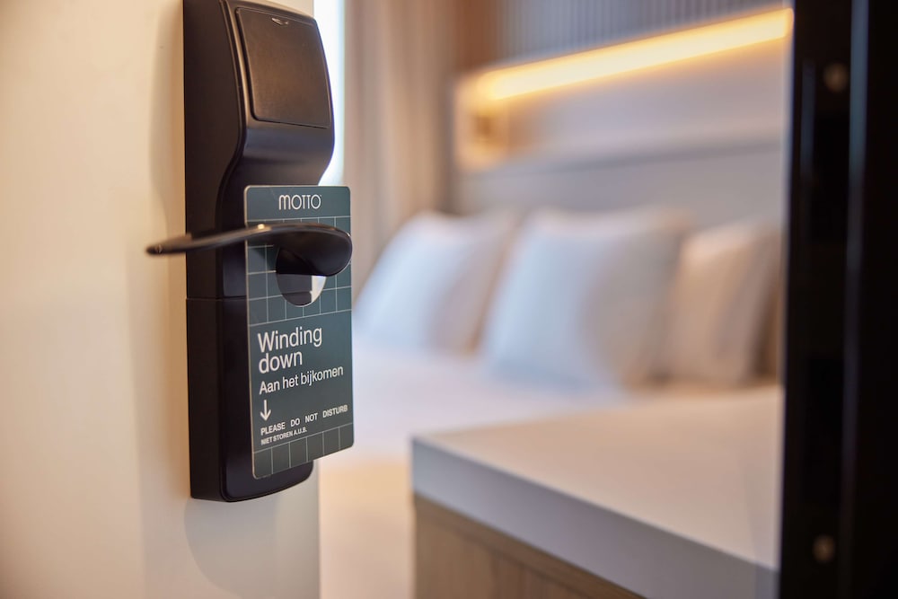 Фото Motto by Hilton Rotterdam Blaak