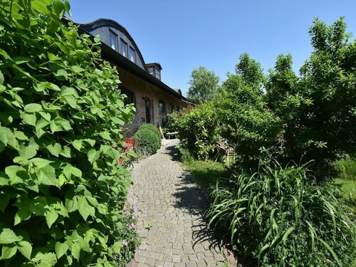 Гостиница Rustic-style Apartment in Buschenhagen With Garden