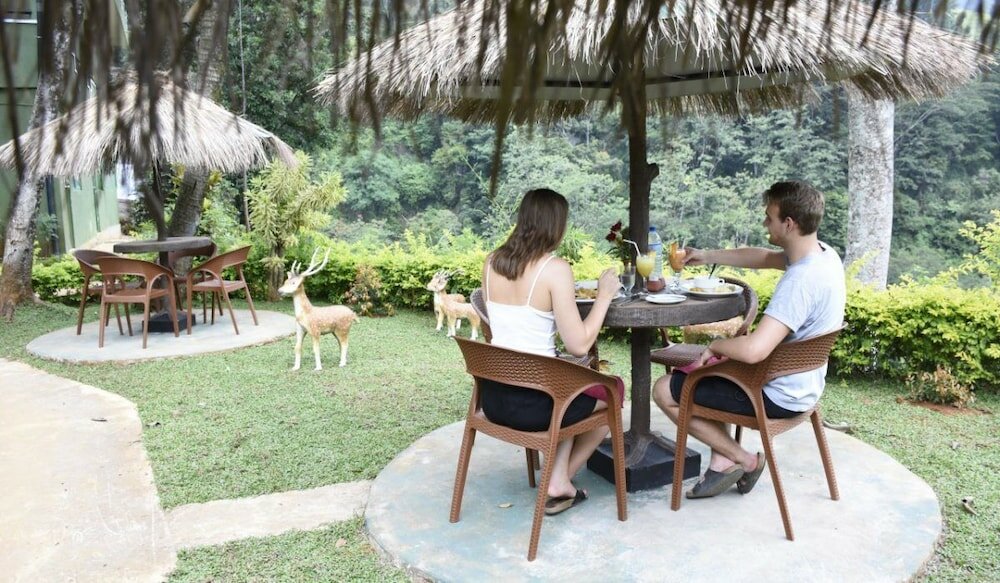 Фото Ramboda Falls Hotel