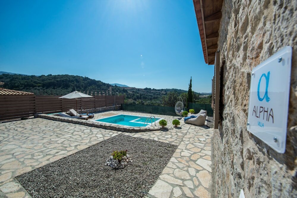 Фото Roggaki Ionian Villas
