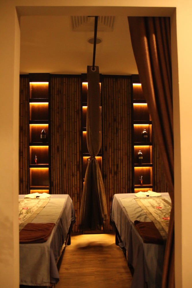 Фото May De Ville Legend Hotel & SPA