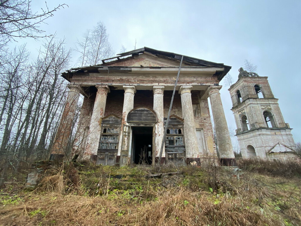 Orthodox church Troitsy Zhivonachalnoy v Bushnevo Church, Kostroma Oblast, photo