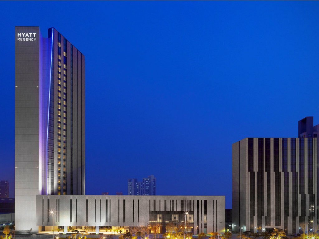Hotel Hyatt Regency Tianjin East, Tianjin, photo