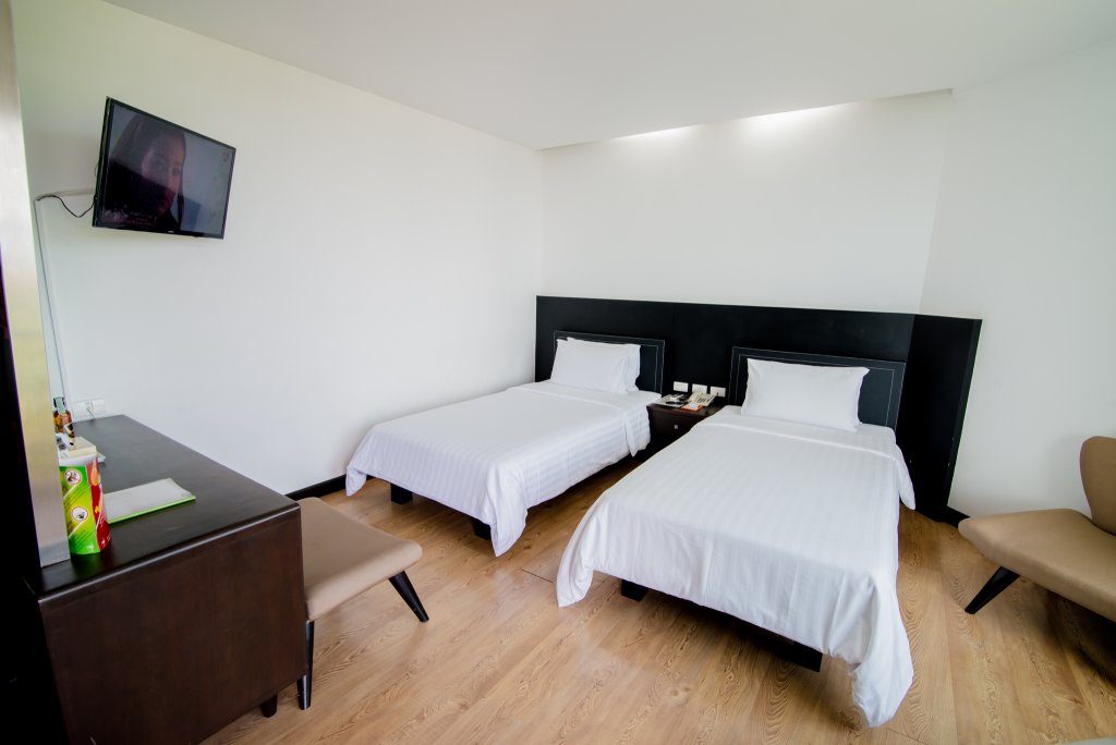 Фото The Sez Hotel