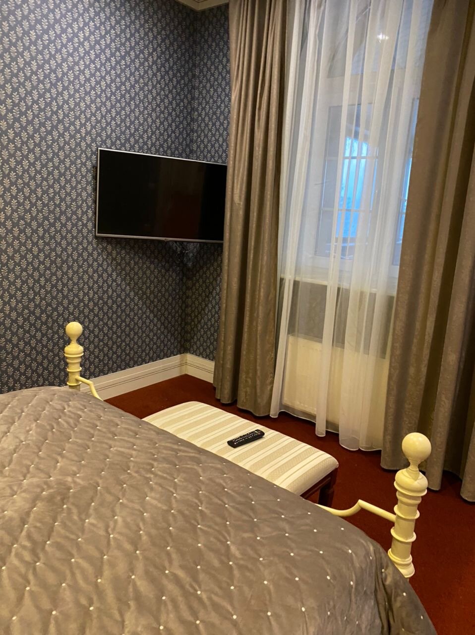 Фото Птицы и пчелы