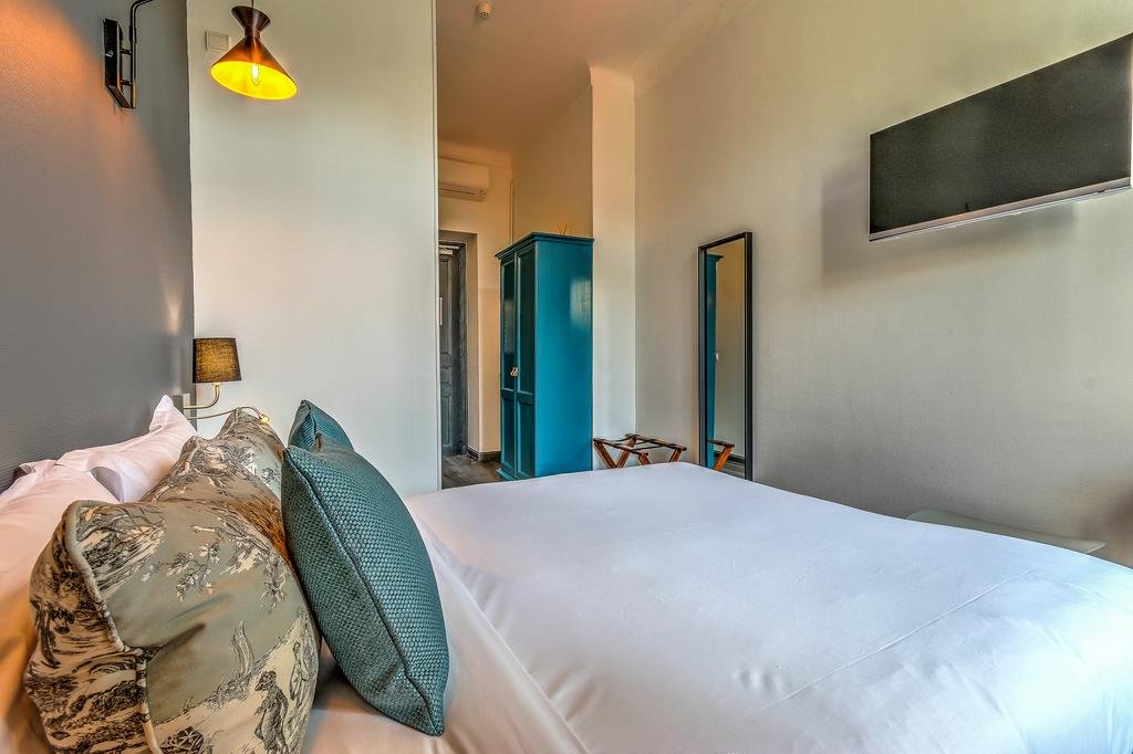 Фото Hotel Pruly