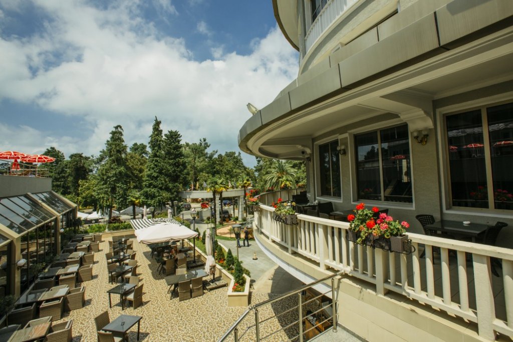 Фото Intourist Palace Hotel & SPA