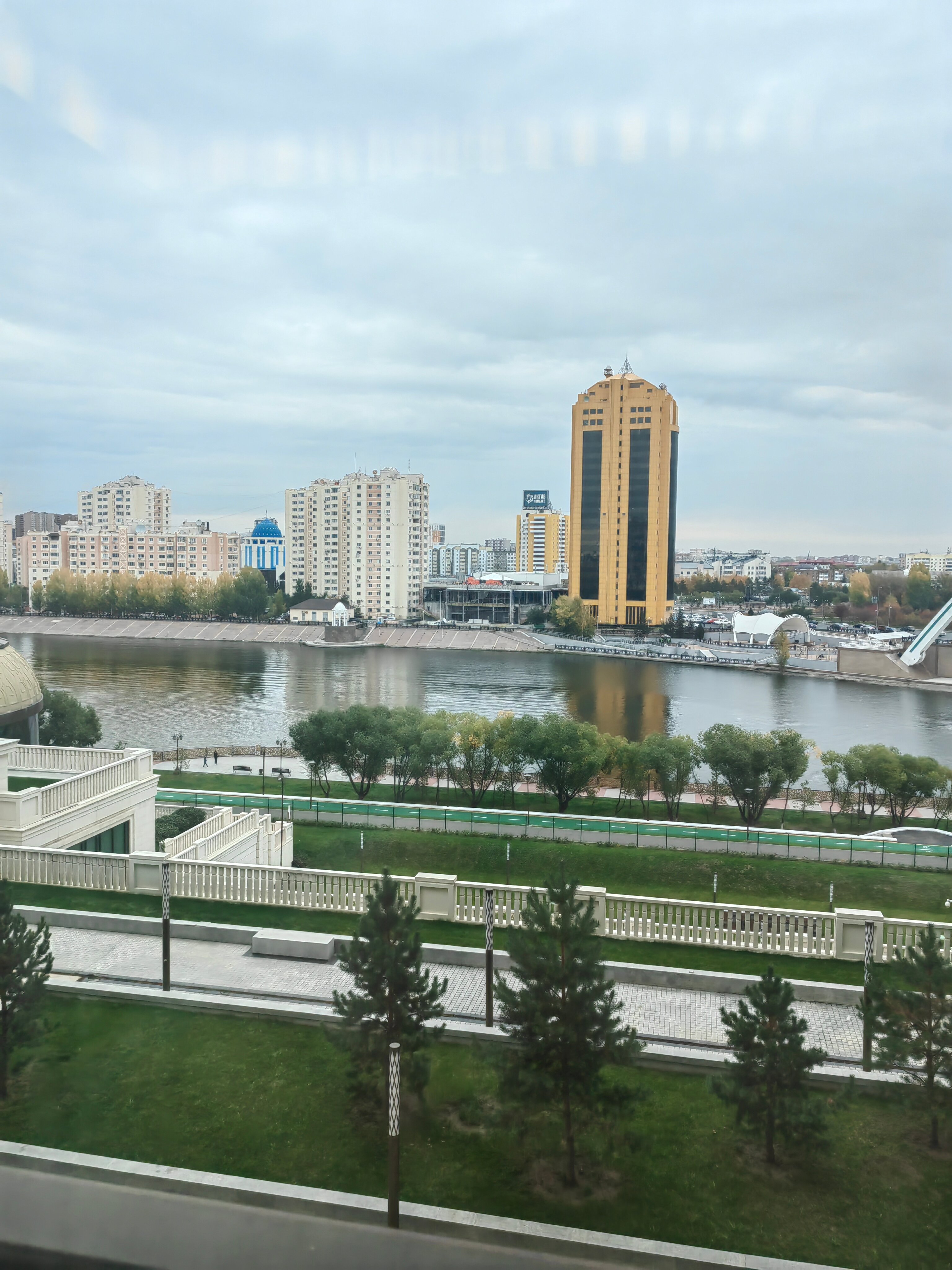 Фото The St. Regis Astana