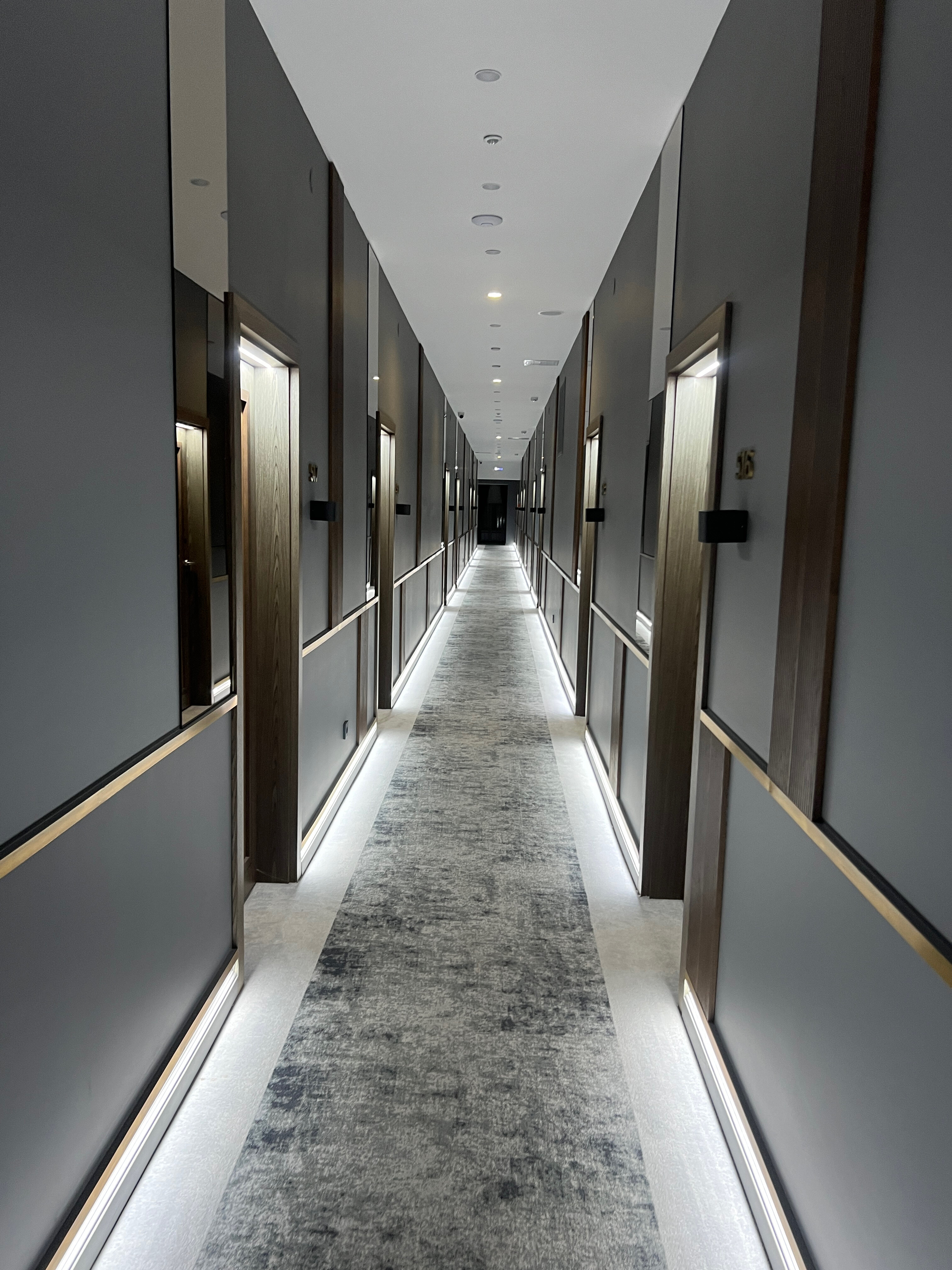 Фото Acqualina