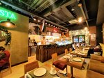 In Crosta (Mira Avenue, 102к2) ، محل صنع البيتزا