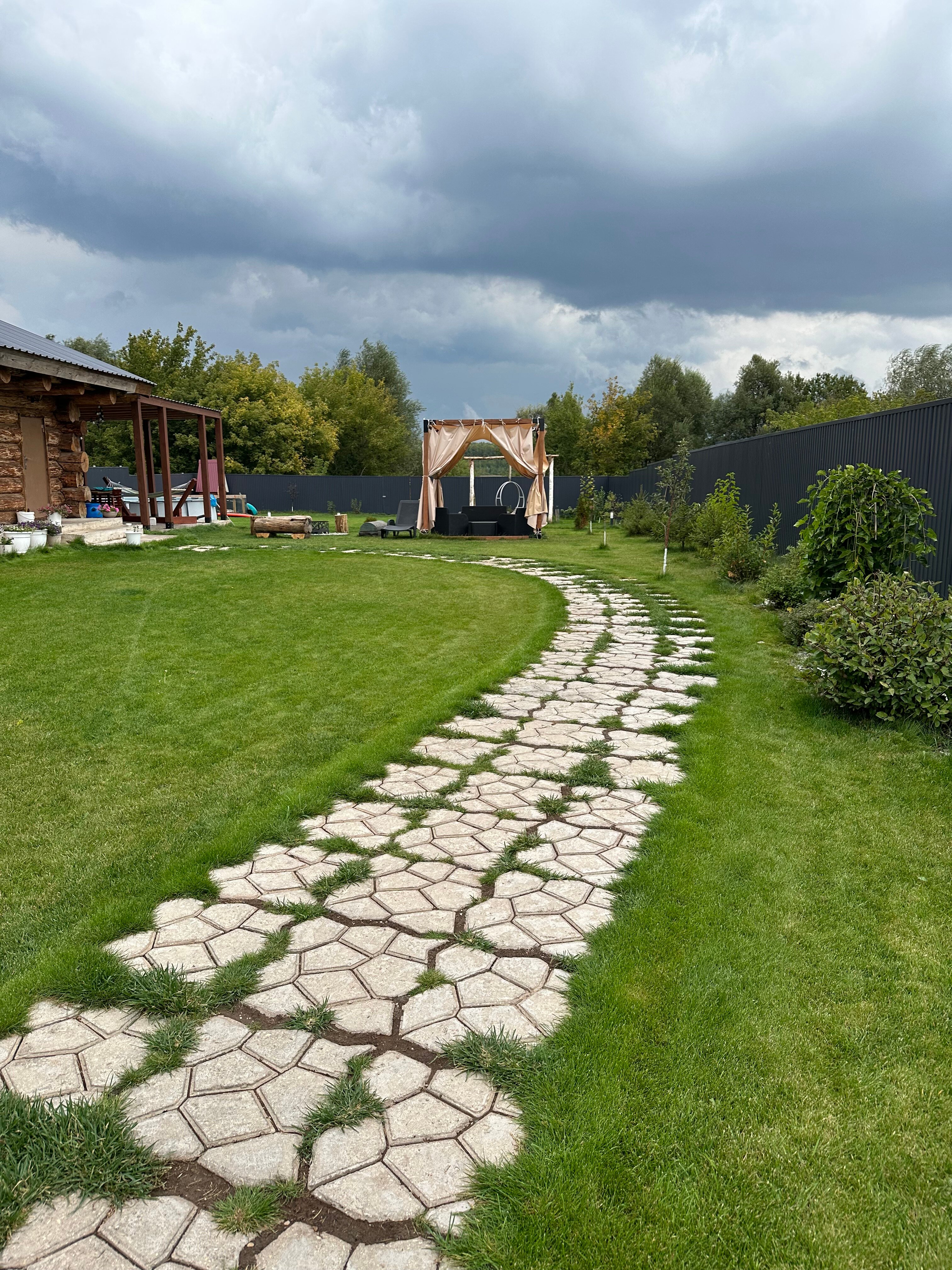 Фото Кандры Хауз