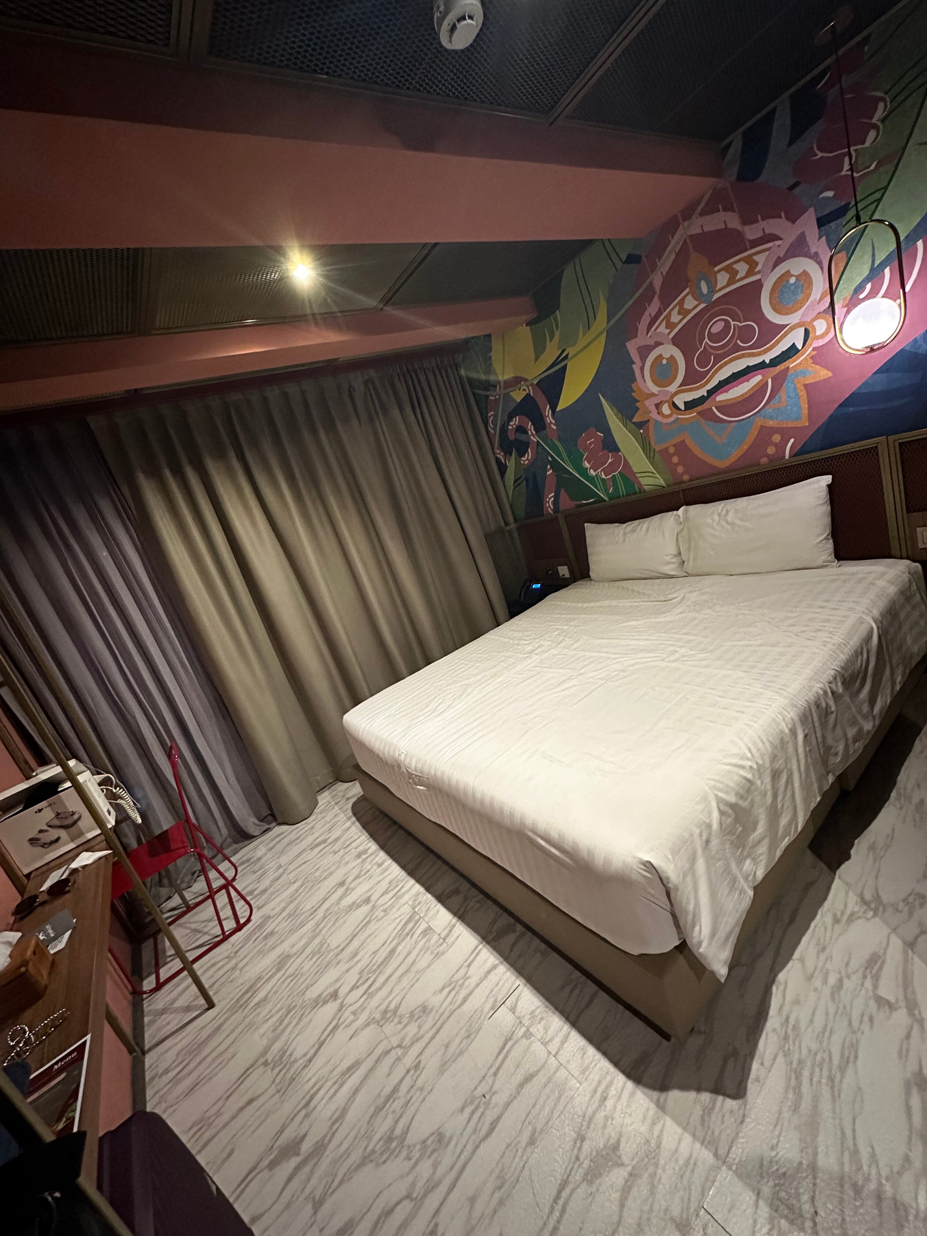 Фото 4 Monkeys Hotel