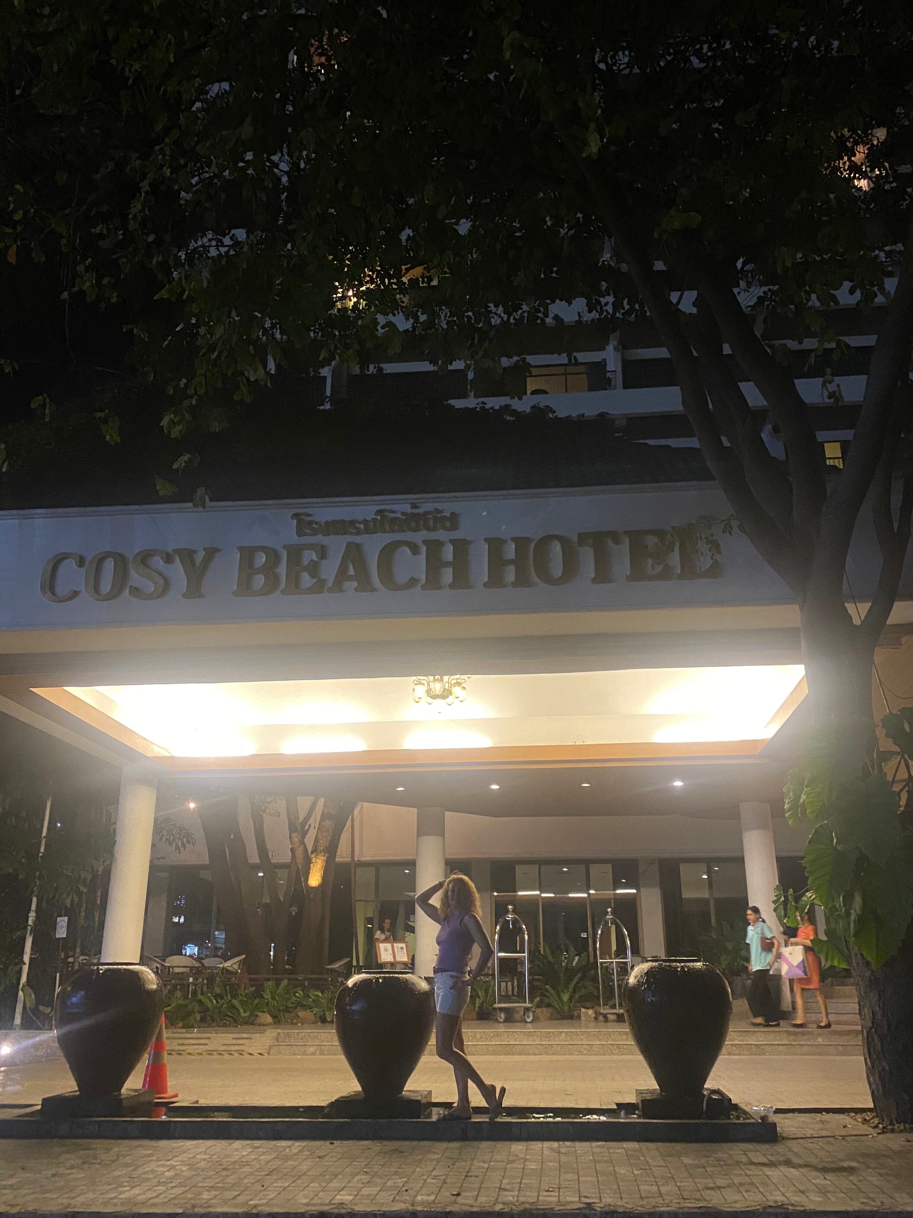 Фото Cosy Beach Hotel