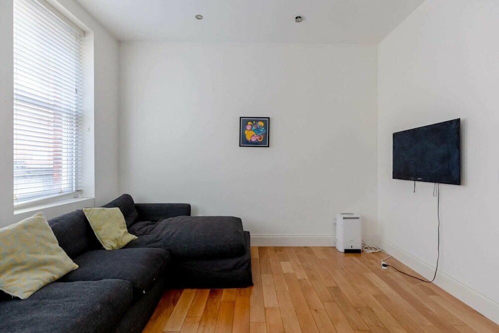 Фото Stylishly Snug 1bd Flat, Camden Town!