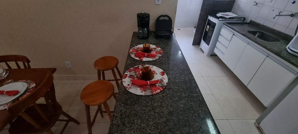 Фото Apartamento com piscina perto do mar de Ubatuba, aceitamos crianças