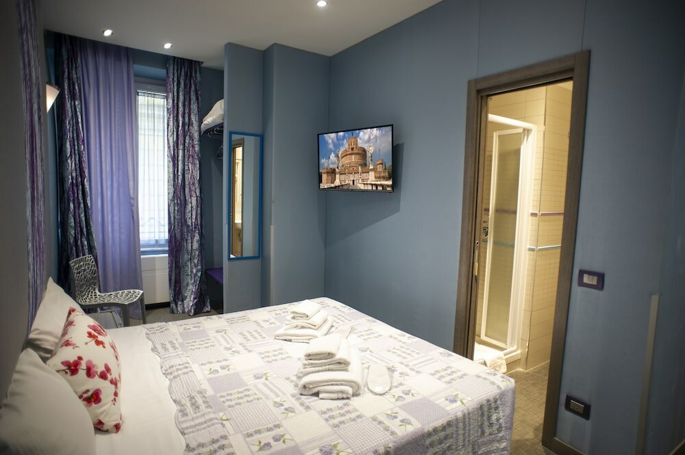 Фото Iulia Guest House